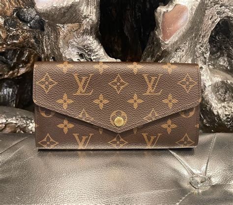 sarah wallet louis vuitton|Products by Louis Vuitton: Sarah Wallet.